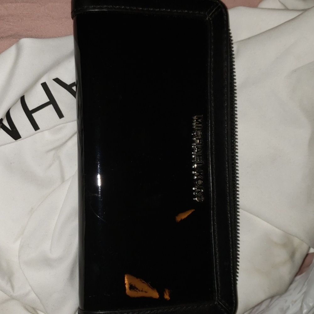 Womans elegant wallet